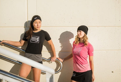 Camiseta Deportiva Compressport Training Mujer Rosado
