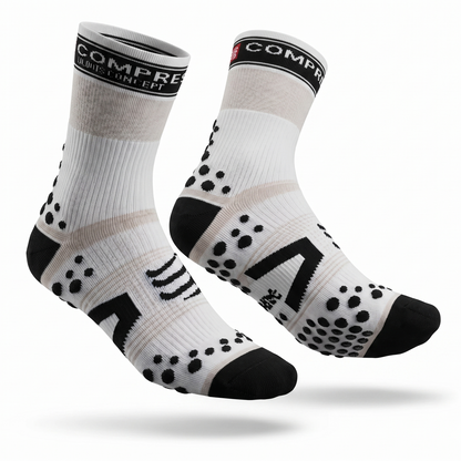 Medias Compressport Pro Racing Socks V2 Bike - Negro Blanco