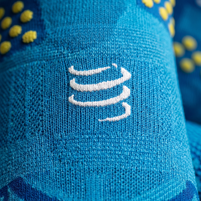 Racing Socks V3.0 Ultralight Running High Fluo Blue