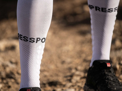 Medias Deportivas Compressport Full Socks Run - Blanco