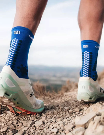 Medias Compressport Pro Racing Socks V4.0 Trail - Dazz Blue Blues