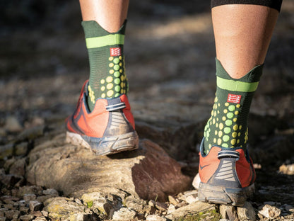 Medias Compressport Racing Socks V3.0 Trail Green Yellow