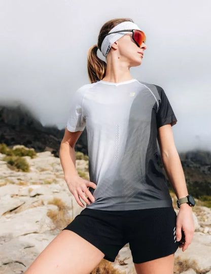 Camiseta Compressport Performance SS Mujer - Black White