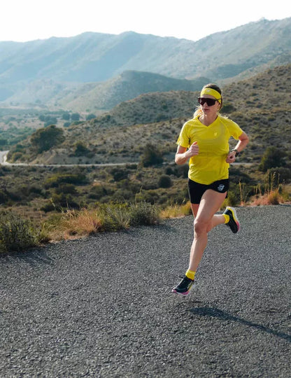 Camiseta Compressport Performance SS Mujer - Green Sheen